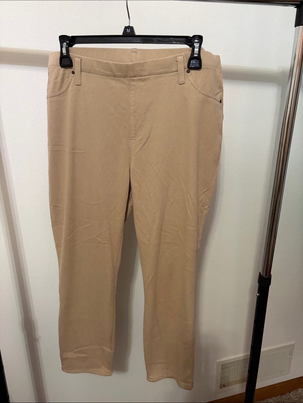 Time and True crop jeggings
MORE COLORS LISTED
so bundle for a discounted offer